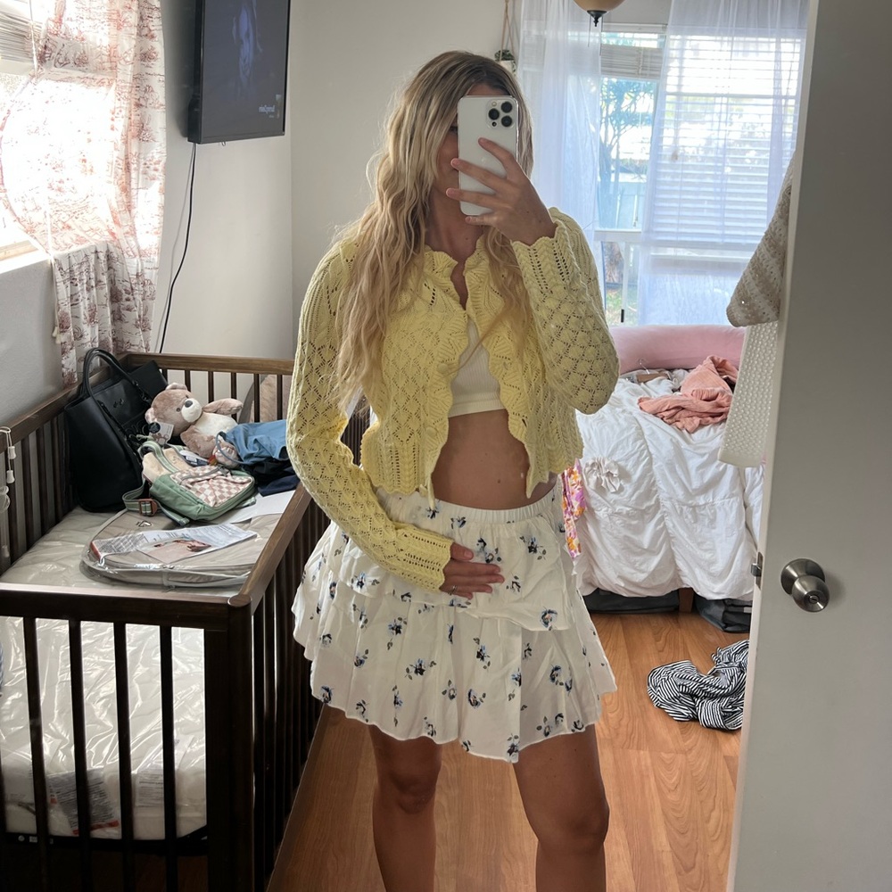 UNIVERSAL mini skirt - Picture 9 of 9
